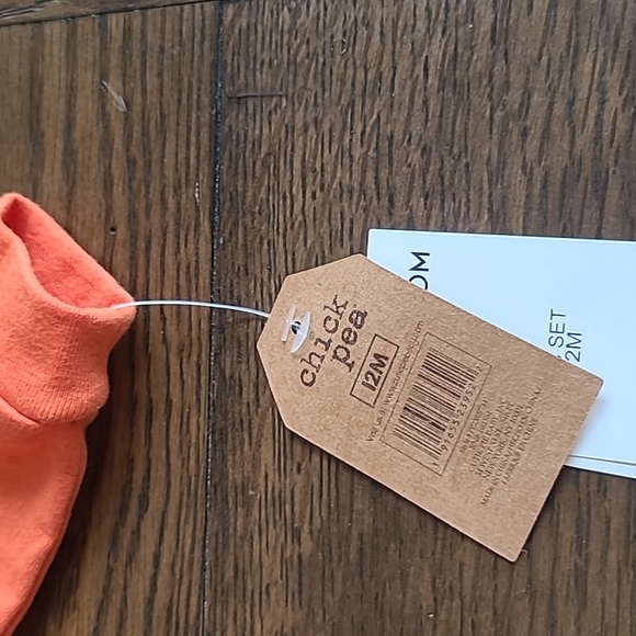 Chick Pea 3 PC. Set. NWT. Size 12 months. - Picture 4 of 5
